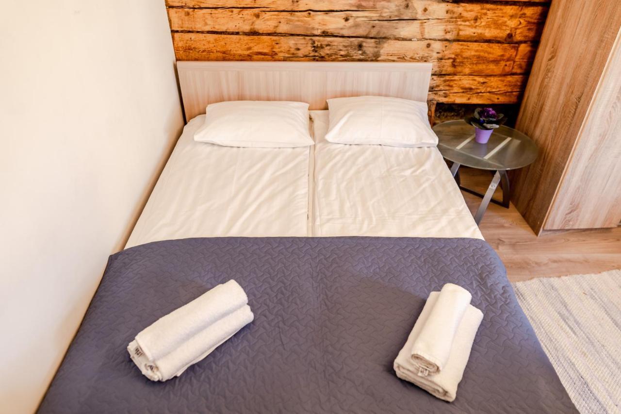 Contact Free With Free Parking Dzīvoklis