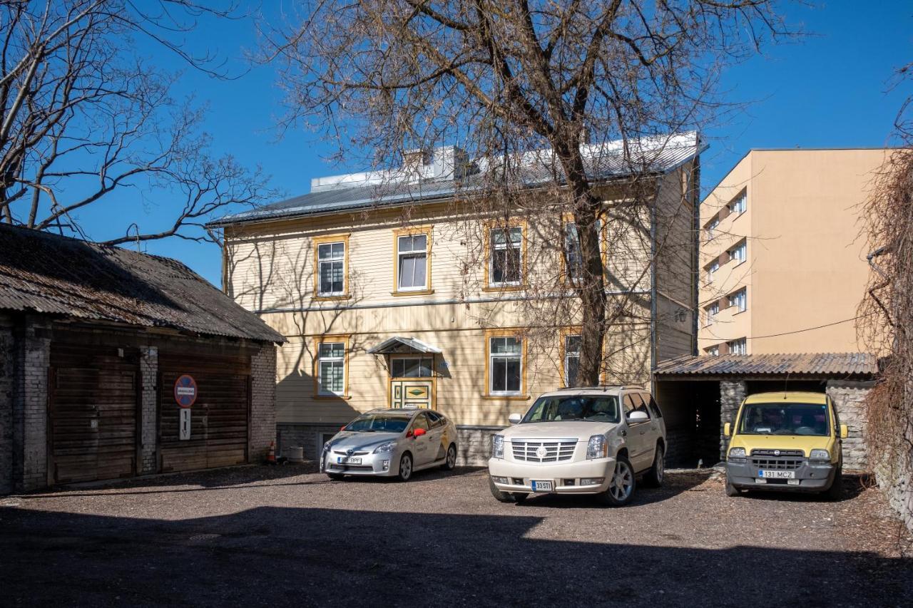 Contact Free With Free Parking Dzīvoklis